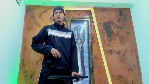 Snapshot of thebigdanni chatting on January 16, 2026, 12:53 pm DEAN AND MARY online show from January 16, 2026, 12:53 pm