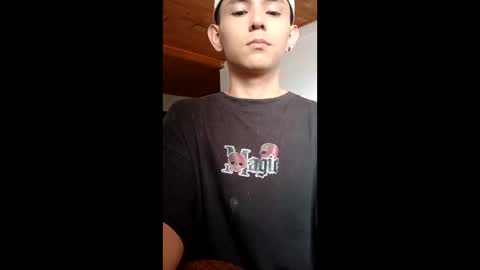 Snapshot of thebluesky_18 chatting on December 4, 2025, 7:00 pm thebluesky_18 online show from December 4, 2025, 7:00 pm