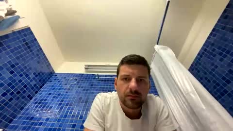 Snapshot of thebrokersenior chatting on February 24, 2025, 1:31 pm thebrokersenior online show from February 24, 2025, 1:31 pm