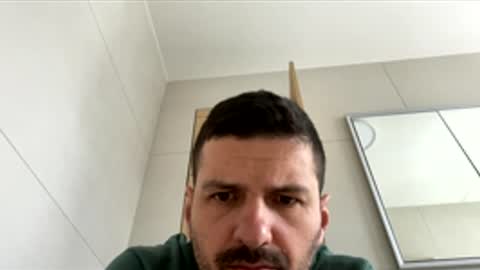 Snapshot of thebrokersenior chatting on March 16, 2026, 10:08 am thebrokersenior online show from March 16, 2026, 10:08 am