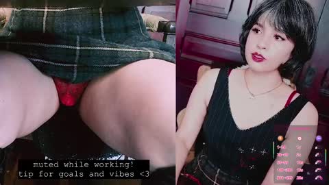 Snapshot of thecamwoman chatting on April 2, 2026, 6:38 pm Joan online show from April 2, 2026, 6:38 pm