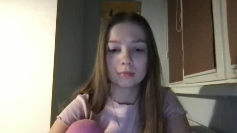 Crystal online show from February 20, 2025, 8:03 pm