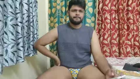thecuteboyy online show from May 6, 2026, 9:42 pm