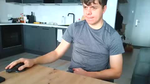 Snapshot of thecuteguy144949 chatting on November 9, 2025, 11:19 am thecuteguy144949 online show from November 9, 2025, 11:19 am