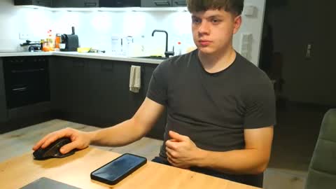 Snapshot of thecuteguy144949 chatting on November 12, 2025, 9:03 pm thecuteguy144949 online show from November 12, 2025, 9:03 pm