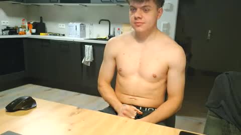 Snapshot of thecuteguy144949 chatting on November 15, 2025, 4:25 pm thecuteguy144949 online show from November 15, 2025, 4:25 pm