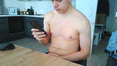 Snapshot of thecuteguy144949 chatting on March 7, 2026, 10:12 am thecuteguy144949 online show from March 7, 2026, 10:12 am