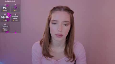 Olivia online show from May 2, 2026, 7:08 pm
