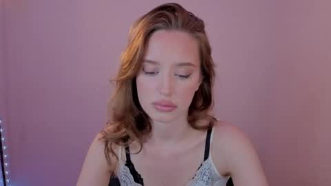 Olivia online show from May 11, 2026, 7:11 pm