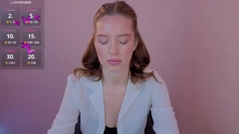 Olivia online show from May 30, 2026, 7:11 pm