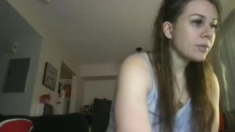 Snapshot of thedevinemilf chatting on December 18, 2025, 1:55 am Masked Milf Christina online show from December 18, 2025, 1:55 am