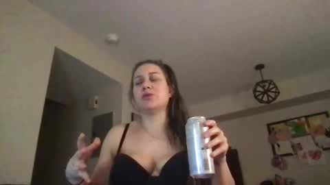 Snapshot of thedevinemilf chatting on January 11, 2026, 3:22 am Masked Milf Christina online show from January 11, 2026, 3:22 am