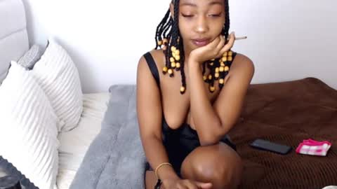 Snapshot of thee_habibah chatting on June 23, 2026, 10:35 am Habibah online show from June 23, 2026, 10:35 am
