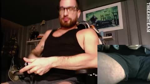 H online show from November 14, 2025, 8:18 pm