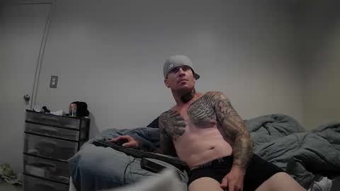 Snapshot of theemperor21 chatting on October 22, 2025, 11:21 am theemperor21 online show from October 22, 2025, 11:21 am
