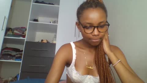 Snapshot of theequinn chatting on March 3, 2025, 11:24 pm theequinn online show from March 3, 2025, 11:24 pm