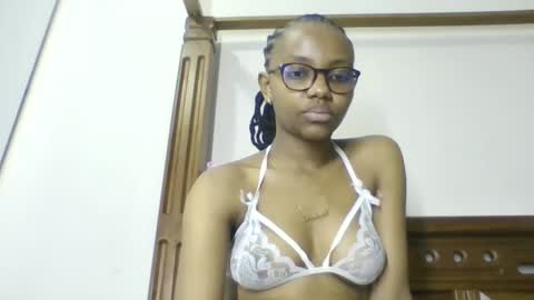 Snapshot of theequinn chatting on September 30, 2025, 7:30 pm theequinn online show from September 30, 2025, 7:30 pm