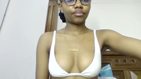 Snapshot of theequinn chatting on November 2, 2025, 8:28 am theequinn online show from November 2, 2025, 8:28 am