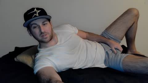 Theetwohander online show from February 2, 2025, 11:53 pm