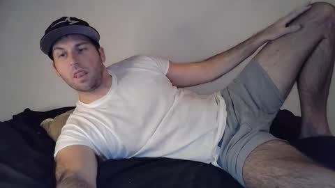 Theetwohander online show from November 7, 2025, 3:17 am