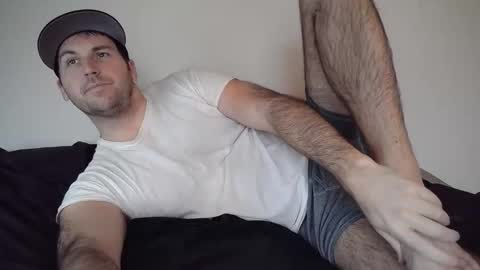 Theetwohander online show from February 11, 2026, 8:03 pm