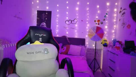 TheFarmergirl online show from September 9, 2025, 3:28 am