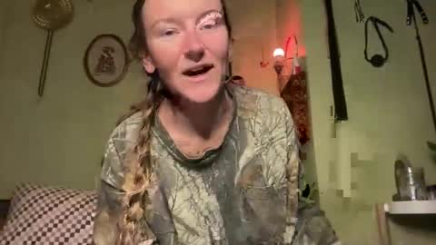 Snapshot of thefoxglovefairy chatting on October 30, 2025, 9:48 pm Fae online show from October 30, 2025, 9:48 pm