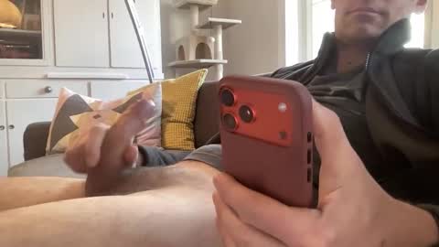 Snapshot of thegermanguy81 chatting on November 27, 2025, 11:01 am thegermanguy81 online show from November 27, 2025, 11:01 am