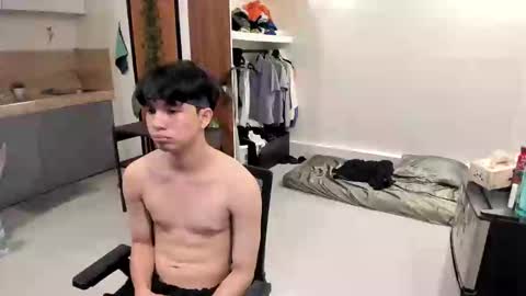 Green online show from December 10, 2024, 4:17 pm