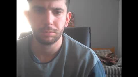 Snapshot of thehamlaaa chatting on October 9, 2025, 8:01 am thehamlaaa online show from October 9, 2025, 8:01 am