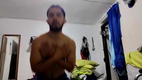 thehousedog online show from February 6, 2025, 12:43 am