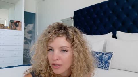 Snapshot of theislandgirl chatting on March 11, 2026, 8:59 pm Lily Marie online show from March 11, 2026, 8:59 pm