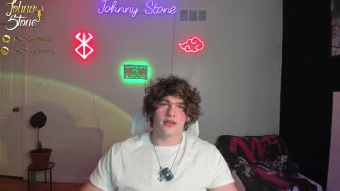 Snapshot of thejohnnystone chatting on January 7, 2026, 12:35 am Johnny Stone online show from January 7, 2026, 12:35 am