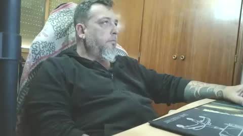 Snapshot of thekier chatting on February 8, 2026, 3:37 pm thekier online show from February 8, 2026, 3:37 pm