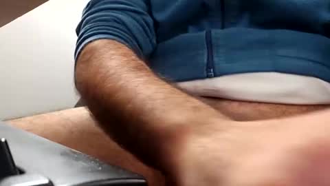 theking12321149290 online show from December 10, 2024, 7:58 am