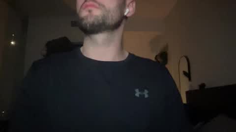 Snapshot of theking_cock chatting on October 27, 2025, 1:42 am TheKingCock online show from October 27, 2025, 1:42 am