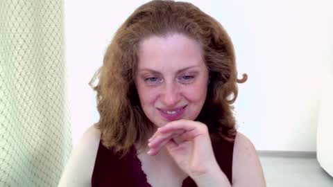 Snapshot of theladysblush chatting on June 1, 2026, 6:48 am Ella online show from June 1, 2026, 6:48 am