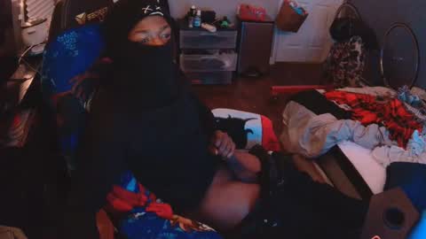 Snapshot of thelewdgamer chatting on December 18, 2025, 9:48 am thelewdgamer online show from December 18, 2025, 9:48 am