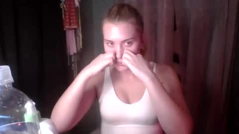 Snapshot of thelittlebambii chatting on January 14, 2026, 3:34 am Little Bambii online show from January 14, 2026, 3:34 am