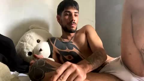 themarttinguyyy online show from December 21, 2024, 1:53 pm