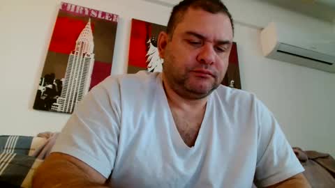 Snapshot of themastercomander chatting on April 2, 2026, 11:52 am Big Alpha Daddy Master online show from April 2, 2026, 11:52 am