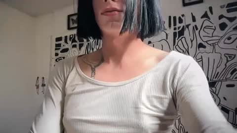 Lucy Lucy online show from December 15, 2025, 7:40 pm