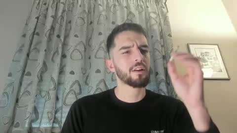 themmistokles online show from December 4, 2024, 10:24 am