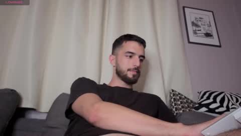 themmistokles online show from September 16, 2025, 6:42 pm