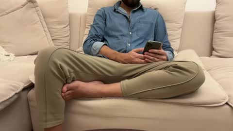 Snapshot of themonarchgoat chatting on January 24, 2025, 12:31 am TheMonarchGoat online show from January 24, 2025, 12:31 am