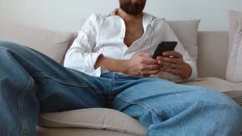 Snapshot of themonarchgoat chatting on September 13, 2025, 9:31 am TheMonarchGoat online show from September 13, 2025, 9:31 am