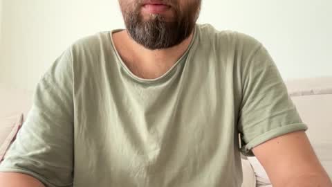 Snapshot of themonarchgoat chatting on September 18, 2025, 8:27 am TheMonarchGoat online show from September 18, 2025, 8:27 am