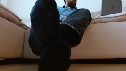 Snapshot of themonarchgoat chatting on October 3, 2025, 12:13 pm TheMonarchGoat online show from October 3, 2025, 12:13 pm