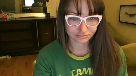 Snapshot of themrsnelson chatting on September 9, 2025, 9:31 am Cach Nelson online show from September 9, 2025, 9:31 am