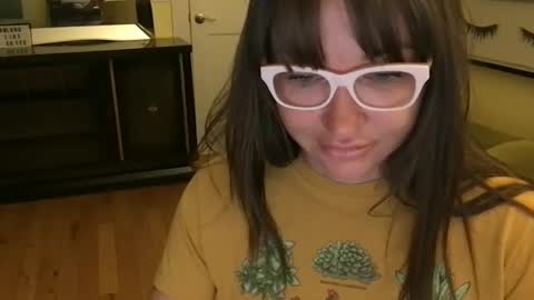 Snapshot of themrsnelson chatting on September 13, 2025, 8:25 am Cach Nelson online show from September 13, 2025, 8:25 am